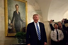 Клинтон назвала слово covfefe скрытым посланием Трампа для русских