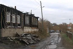 В Каменске-Уральском сотрудник ГИБДД спас семью с детьми из горящего дома