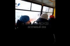 Бастрыкин занялся водителем автобуса, перекрывшим в Екатеринбурге дорогу скорой