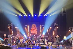 Борис Гребенщиков вступил в конфликт с охраной на своем концерте в Екатеринбурге