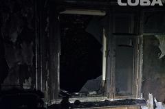 Ночью пожарные эвакуировали 11 человек из горящего дома на Юго-Западе