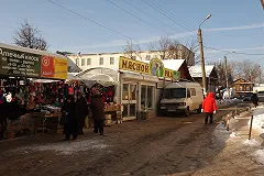 В Екатеринбурге мэрия под прикрытием ОМОНа снесет незаконные киоски