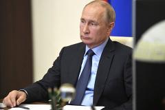 «Развели какую-то канитель»: Путин раскритиковал чиновников за саботаж его указа о выплатах врачам