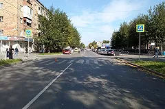 В Екатеринбурге ищут водителя, которая сбила девушку на пешеходном переходе и сбежала с места ДТП