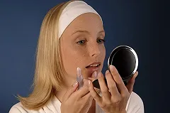 Сохранить кожу молодой: семь проверенных советов врачей