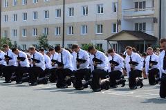 Ряды свердловских полицейских пополнились 175 выпускниками