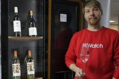 В Екатеринбурге появился первый автомат для розлива вина
