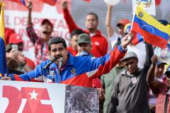 Мадуро собрался поехать в США и бросить вызов Обаме