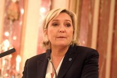 В МВД Франции сообщили о лидерстве Ле Пен на выборах президента