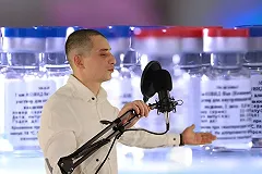 «Ты нам помоги, «Спутник V»: свердловские осуждённые зачитали рэп о вакцине против COVID-19 — видео