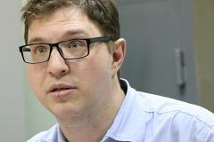В Екатеринбурге адвокат, участвовавший в акции 21 апреля, получил 30 часов обязательных работ