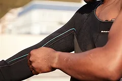 Найден гидрокостюм, в котором россиянин мог приплыть на Хоккайдо