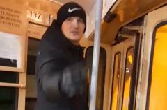 Екатеринбуржец отказался платить за проезд в трамвае и напал на кондуктора