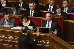 Источник: Яценюк получил гражданство Канады