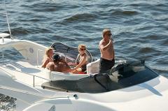 На борту катера с пропавшим вице-губернатором ХМАО был ребенок