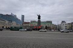 Благодаткова: Памятник Ленину на площади 1905 года придется переносить