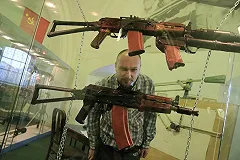 «Калашников» перешел на работу в три смены из-за экспортных заказов