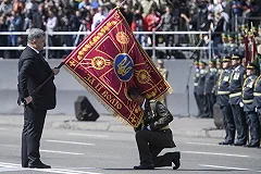 Порошенко назвал себя президентом мира и попросил у США оружия