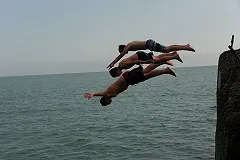 Психолог рассказал, почему «группы смерти» убивают детей