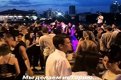 «Мы делаем историю»: кто организовал вечеринку у Театра драмы в разгар пандемии COVID-19