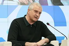 Глава Крыма Аксенов: «Кто не встает под гимн России на спортмероприятих — сразу материалы в ФСБ»