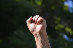 Житель Невьянска, устроивший акт самосожжения в субботу, скончался в больнице