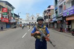Останкинская башня погасила огни в знак траура по погибшим в Шри-Ланке