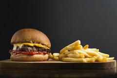 Американка подала в суд на «Макдоналдс» из-за обёртки бургера, измазанного экскрементами