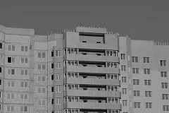 Свердловскую пенсионерку, столкнувшую правнука с балкона, отправили в психбольницу