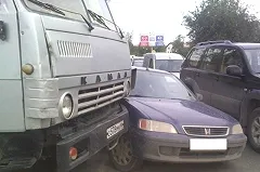 В "час пик" ДТП на Проезжей блокировало дорогу в обе стороны