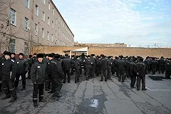 СК сообщил о раскрытии убийства мужчины на берегу ВИЗ-пруда