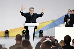 Порошенко пошел на второй срок и заговорил о мире с Россией