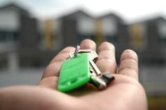 Екатеринбуржцев просят «сдавать» квартиросъемщиков в своих домах