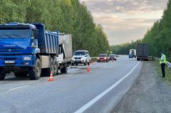 Водитель фургона погиб на Серовском тракте, врезавшись в попутный КамАЗ