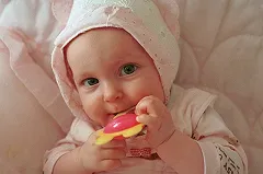 СНИЛС станут выдавать россиянам с самого рождения