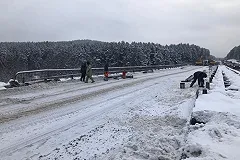 На трассе Пермь-Екатеринбург вновь закрыли движение