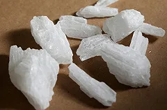 На парковке у «Меги» полицейские задержали троих глухонемых с наркотиками