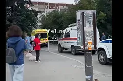 На Ботанике 3-летняя девочка выпала с шестого этажа