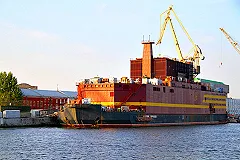 Росэнергоатом начал швартовные испытания первой в мире плавучей АЭС