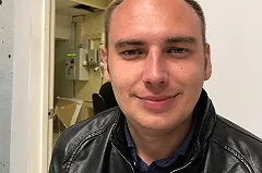 Укравший 300 тысяч сотрудник до этого оставил без денег салон фейерверков