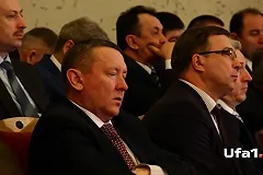 В Башкирии начали охоту на зевающих чиновников