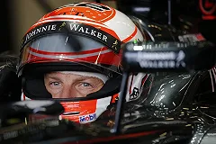 Неизвестные усыпили и ограбили гонщика «Формулы-1»