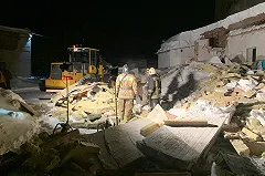 В Новосибирске обрушилась пристройка кафе. Погибла девушка