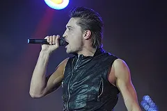 Российские певцы подняли гонорары за корпоративы