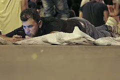 Бежавший офицер ФСБ рассказал о замаскированных под мигрантов российских шпионах