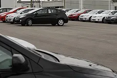 Сотрудник автосервиса угнал и разбил внедорожник клиента в Челябинске