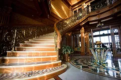 Янукович осудил присоединение Крыма к России