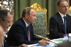 Путин отверг обвинения в адрес России в проблеме с наплывом сирийских беженцев