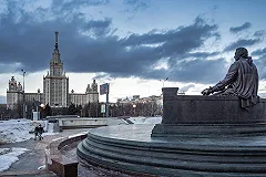 Меньше половины россиян заявили о планах детей учиться в вузах