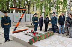 В Екатеринбурге открыли Z-памятник